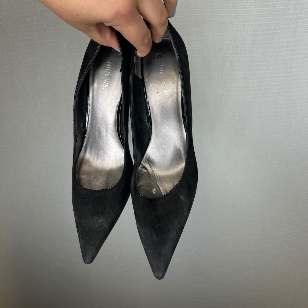 Nine West Black Suede Pointed Toe Pumps Patent Stiletto Heel Womens 8.5 M - Picture 2 of 6
